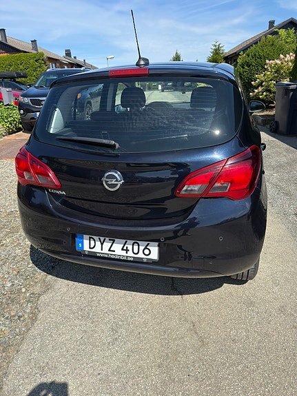 Opel Corsa 2 of 7