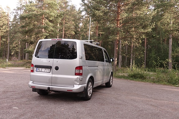 Volkswagen Caravelle 19 of 21