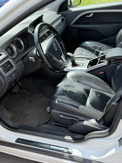 Volvo V70 6 of 6