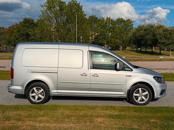 Volkswagen Caddy Maxi 2 of 6
