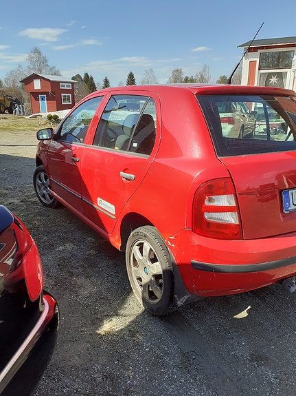 Skoda Fabia 2 of 4