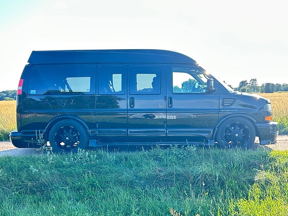 GMC Vandura 2 of 26