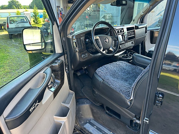 GMC Vandura 23 of 26