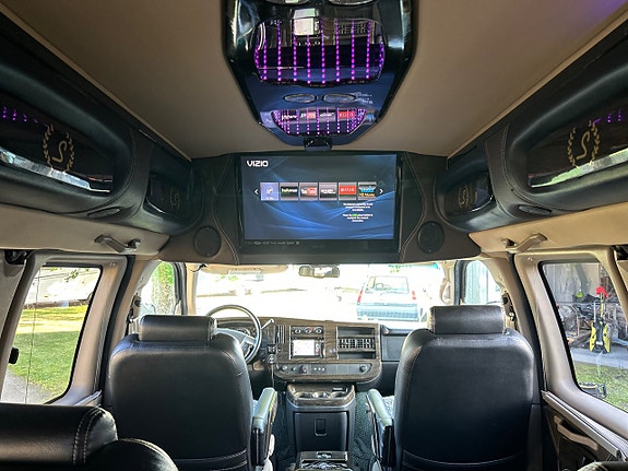 GMC Vandura 10 of 26