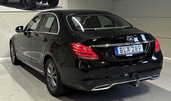 Mercedes-Benz C180 23 of 28