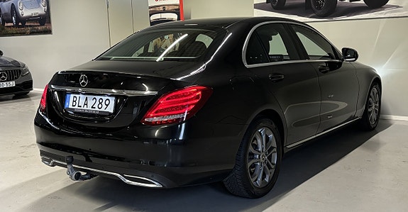 Mercedes-Benz C180 27 of 28