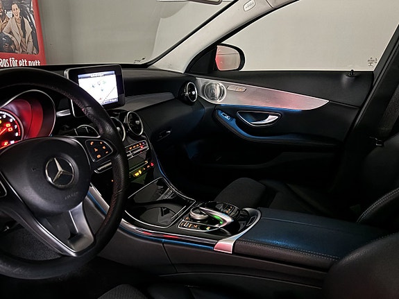 Mercedes-Benz C180 16 of 28