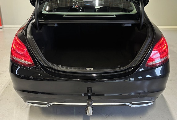 Mercedes-Benz C180 24 of 28