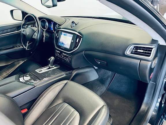 Maserati Ghibli 7 of 23