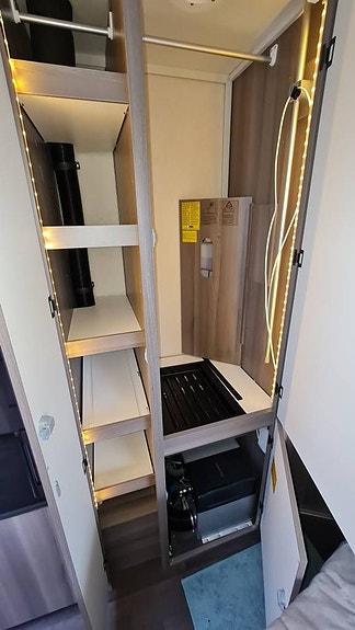 KABE Estate 470 XL KS  Dubbelsäng med Mover, Markis,mm 10 of 12