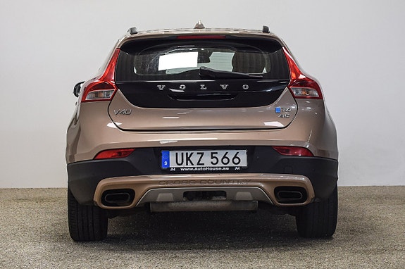 Volvo V40 Cross Country 5 of 25