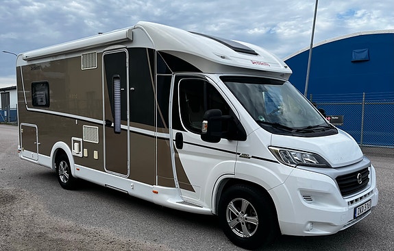 Dethleffs Esprit T 7150 DBT - uttagen 2018, solcell, nyservad med kamremsbyte 3 of 20