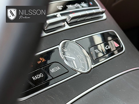 Mercedes-Benz E350 d 28 of 30