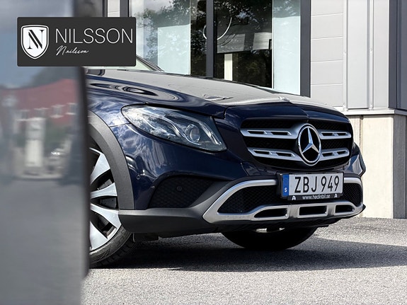 Mercedes-Benz E350 d 3 of 30