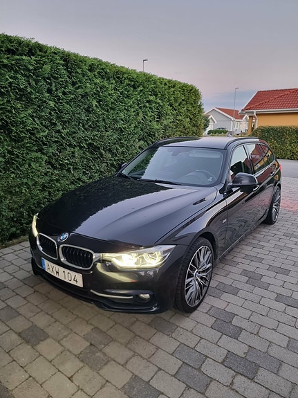 BMW 320d 3 of 14