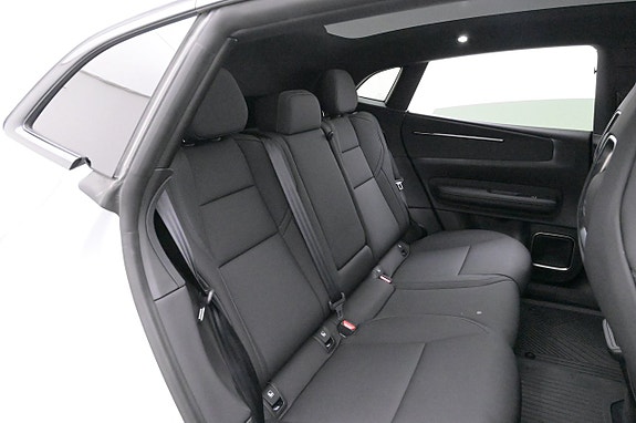 Polestar 4 24 of 27