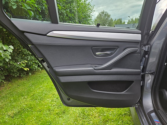BMW 530d 23 of 23