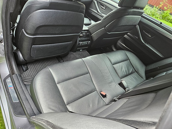 BMW 530d 9 of 23