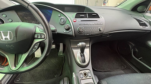 Honda Civic 14 of 22