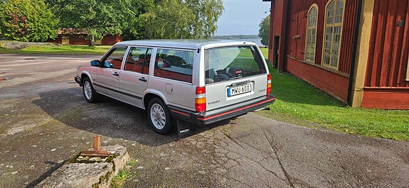 Volvo 745 3 of 9