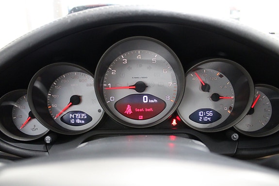 Porsche 911 Carrera S 13 of 15