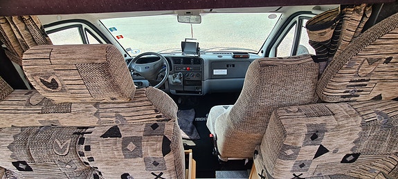 Eura Mobil 585 19 of 25