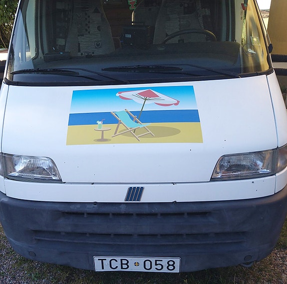 Eura Mobil 585 22 of 25