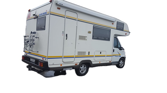 Eura Mobil 585 2 of 25