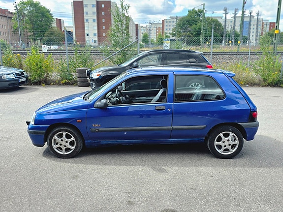 Renault Clio 7 of 18