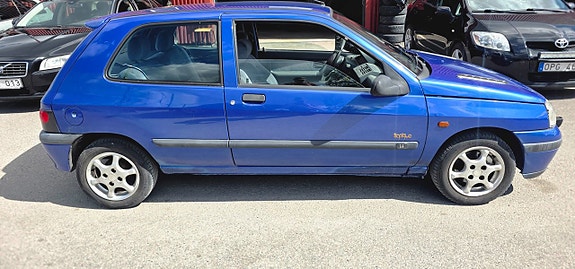 Renault Clio 5 of 18