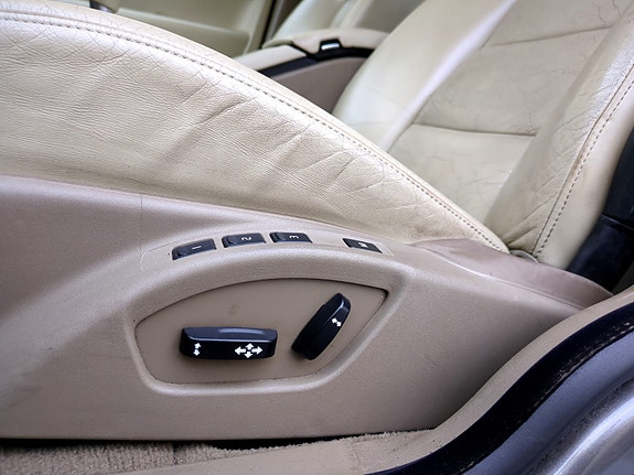 Volvo V70 14 of 14