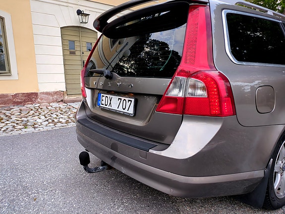 Volvo V70 8 of 14