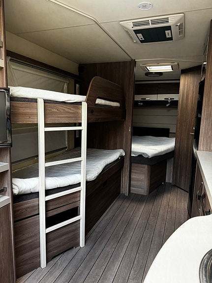 Knaus 650 UDF 4 of 5