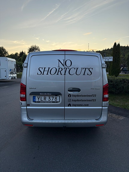 Mercedes-Benz Vito 114 3 of 10