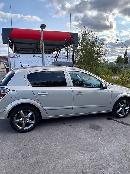 Opel Astra 5 of 5
