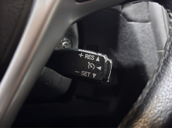 Toyota Avensis 26 of 26