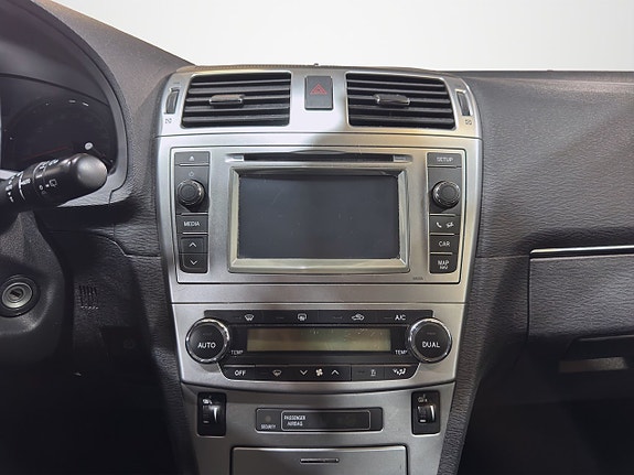 Toyota Avensis 17 of 26