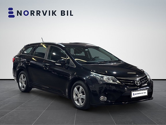 Toyota Avensis 4 of 26