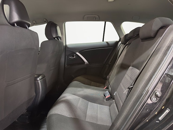 Toyota Avensis 12 of 26