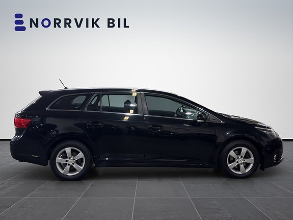 Toyota Avensis 3 of 26
