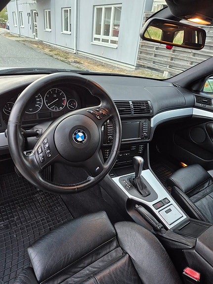 BMW 530i 5 of 5
