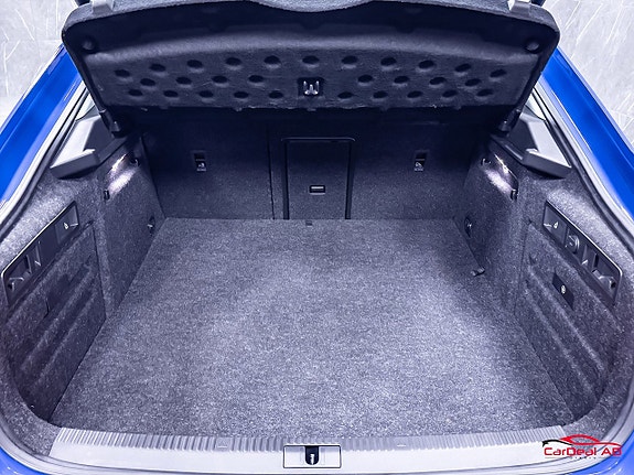 Skoda Superb 17 of 30