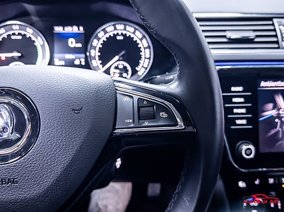Skoda Superb 21 of 30