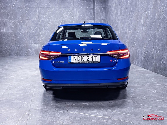 Skoda Superb 5 of 5