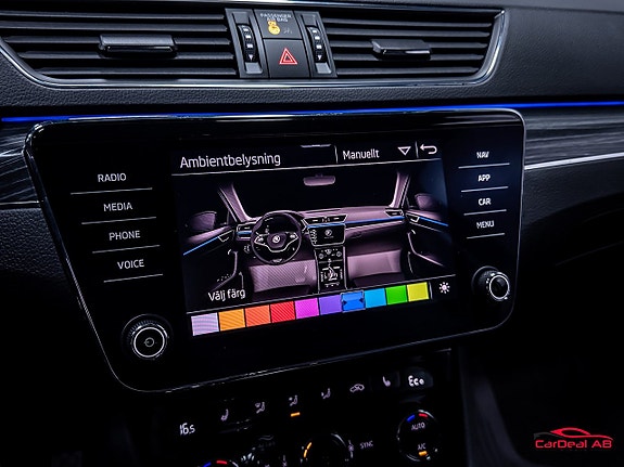 Skoda Superb 27 of 30