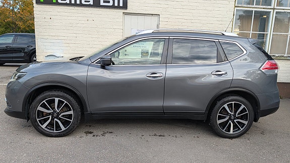 Nissan X-Trail 3 of 18