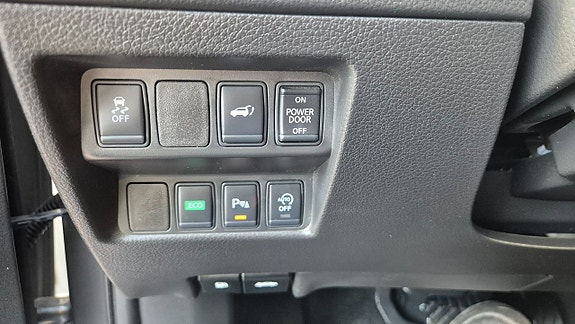 Nissan X-Trail 16 of 18