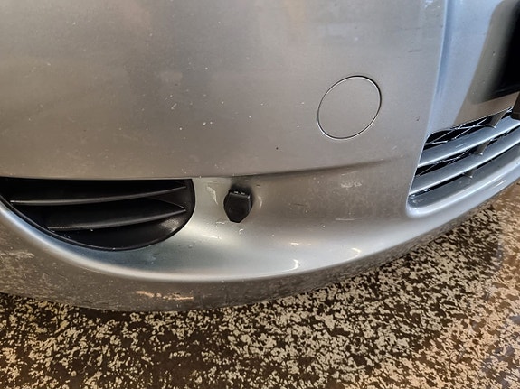 Toyota Yaris 11 of 14