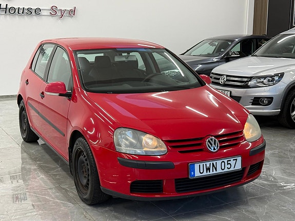 Volkswagen Golf V 2 of 14