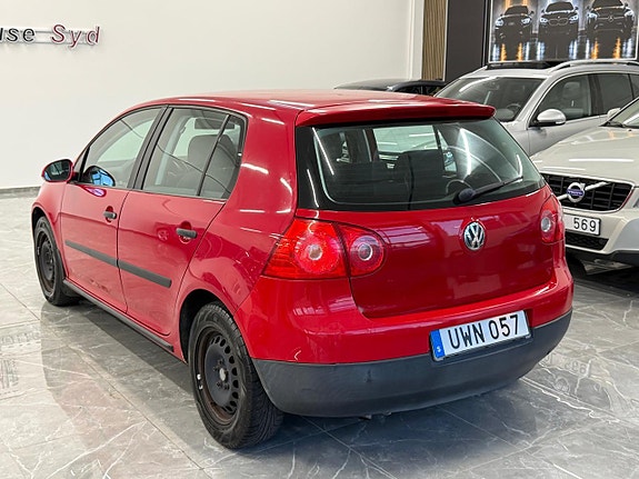 Volkswagen Golf V 3 of 14